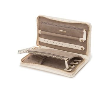 Amazon｜【国内正規品】WOLF Caroline Zip Case ジュエリーポーチ (アイボリー)｜ジュエリー収納 オンライン通販
