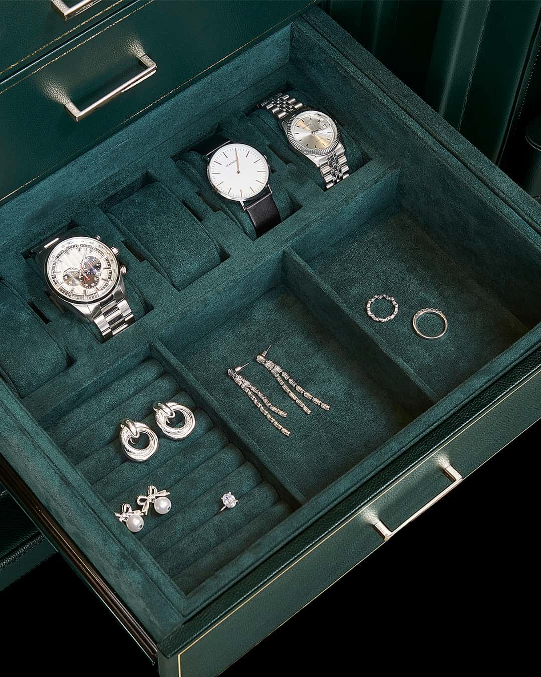 Athos Safe Drawer with jewellery and watches Athos Safe Drawer with jewellery and watches
